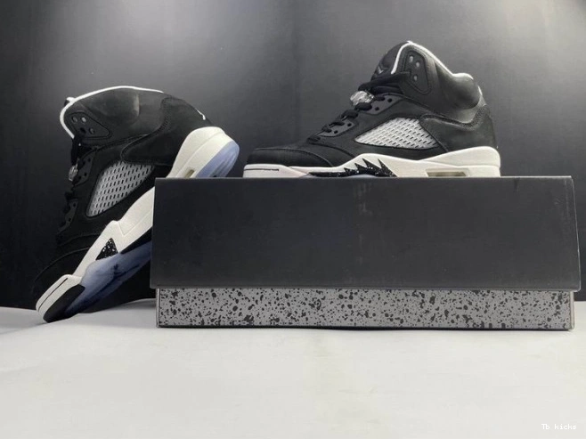 Reps TBK AIR 5 JORDAN OREO CT4838-011 0814